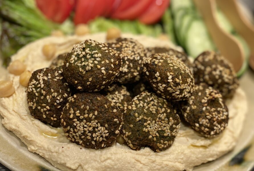 エジプト料理ターメイヤとムサッカア