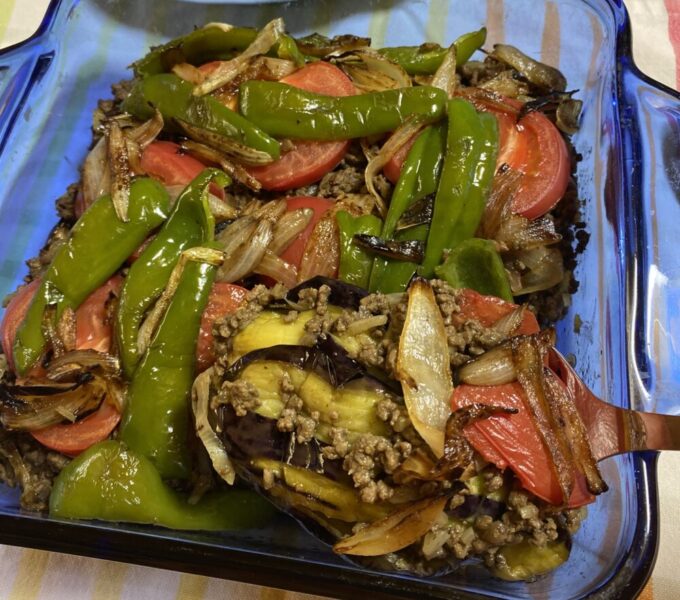 エジプト料理ターメイヤとムサッカア